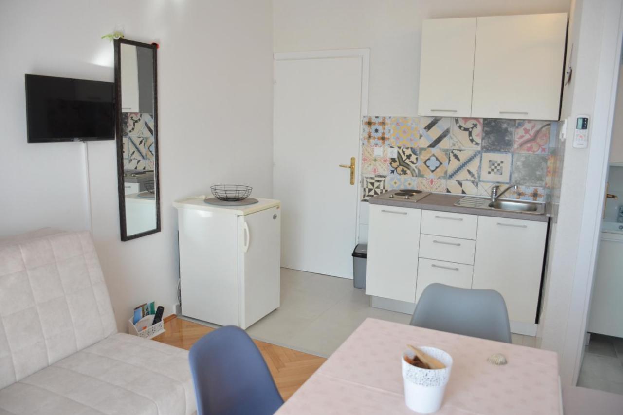 Apartments Mike 노바야 외부 사진