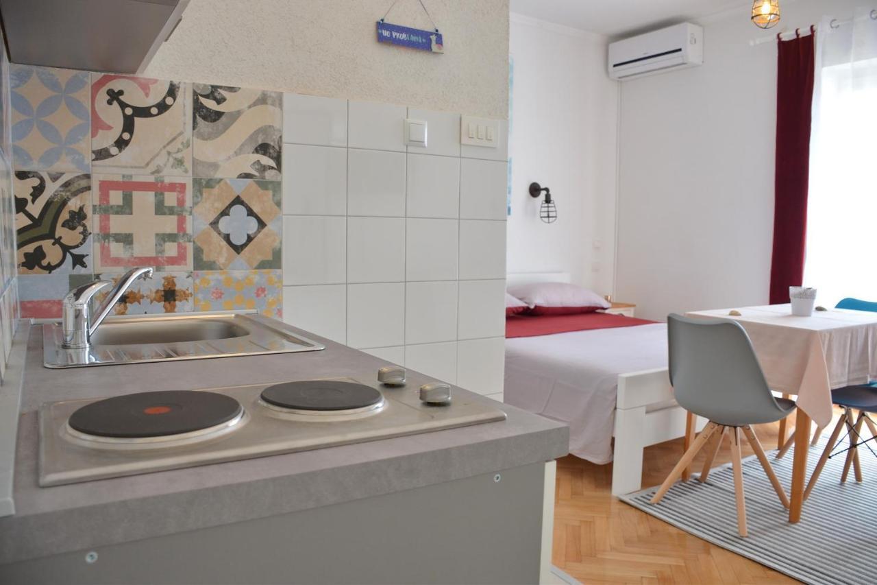 Apartments Mike 노바야 외부 사진